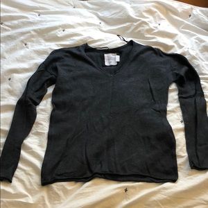 H&M Gray long sleeve top | Size: S